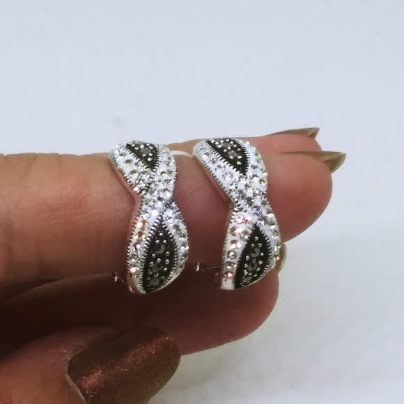 Sterling silver earrings - Picture 3 of 3